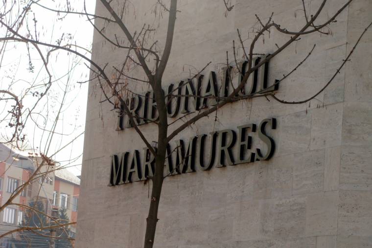 Házi készítésű bomba elemeire bukkantak a nagybányai törvényszéken