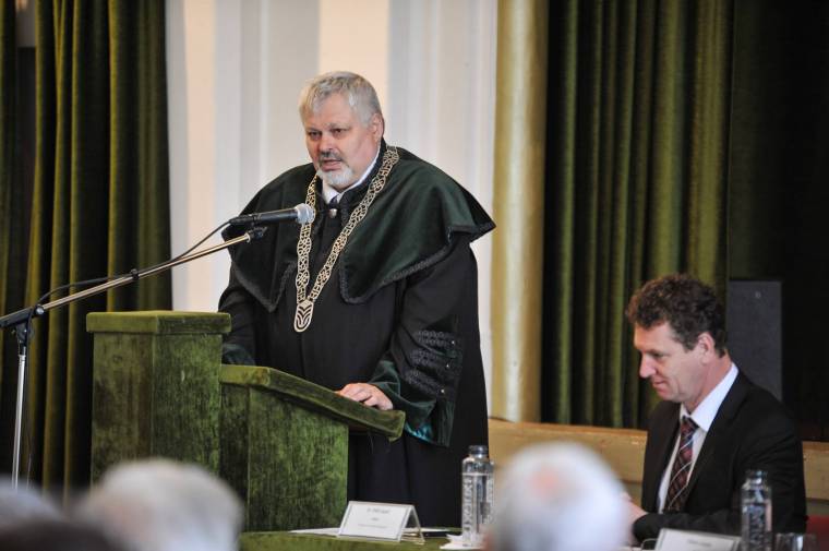 Dávid László: a Sapientiára nem vonatkozna Ponta kezdeményezése