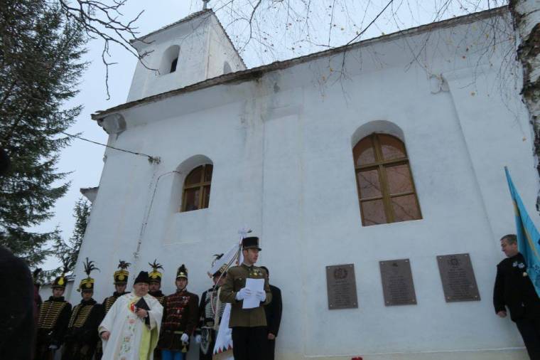 Emléktáblát avattak a zalánpataki hősöknek