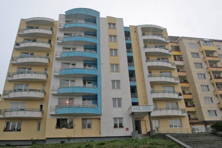 Hitelből épít a kormány – Bírálják az ANL-ingatlanprogramot