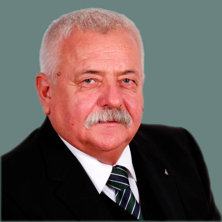 Lemondások az RMDSZ-ben a „rossz irány” miatt