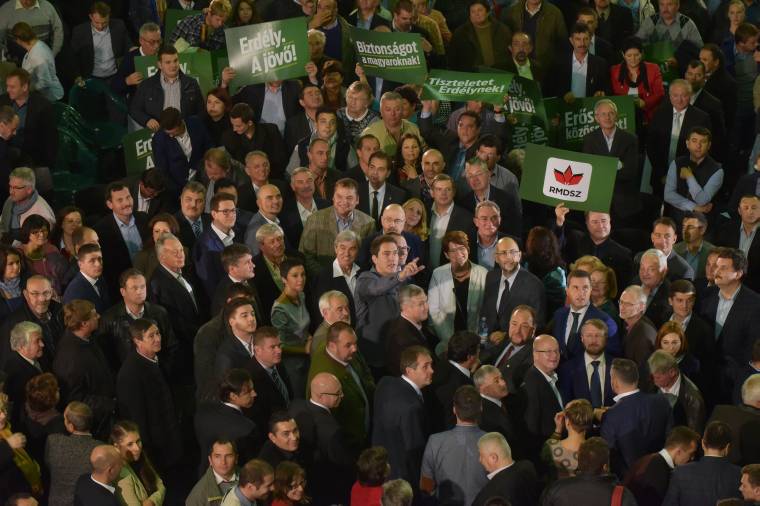 Valami Amerika az RMDSZ kampányindítóján