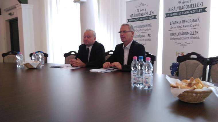 Budapesti támogatás Csűry István püspöknek