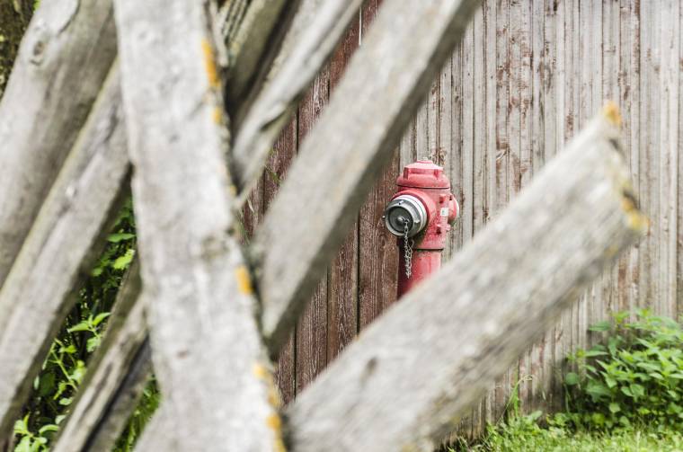 Nincs elég tűzcsap? – Késlekedést okozott az oltásban a távolság Csíkszéken