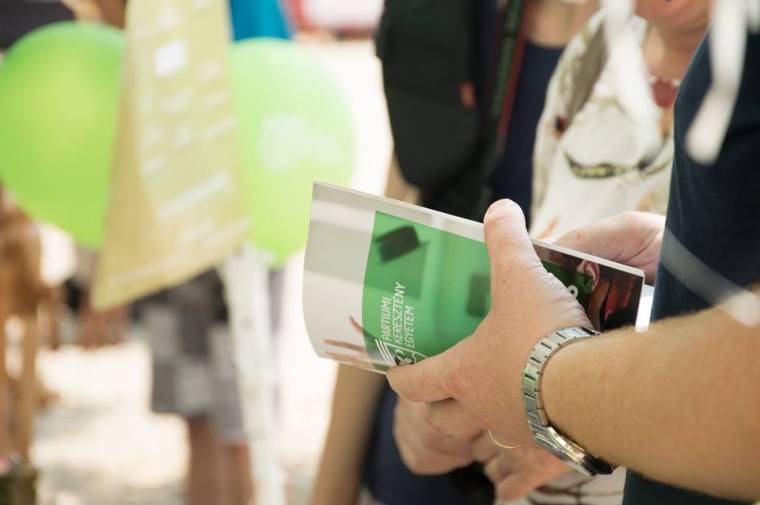 Közel egymillió eurót kap adósságrendezésre a PKE