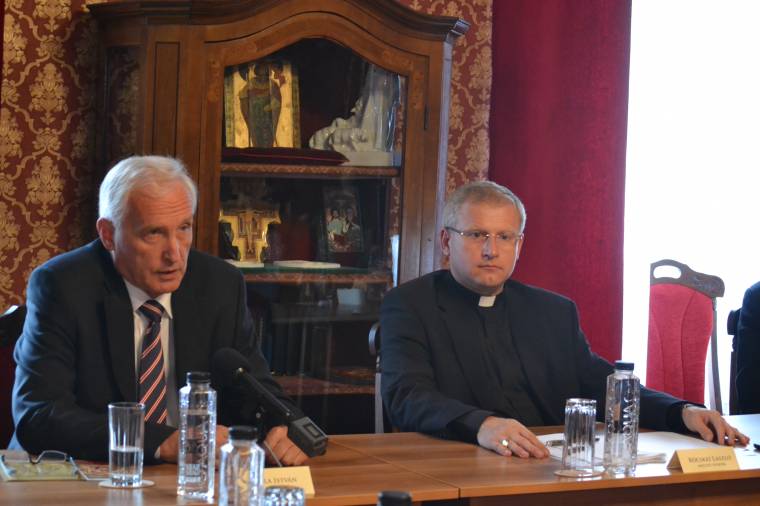 Zarándoklat Szent László évében – Konferencia Váradon