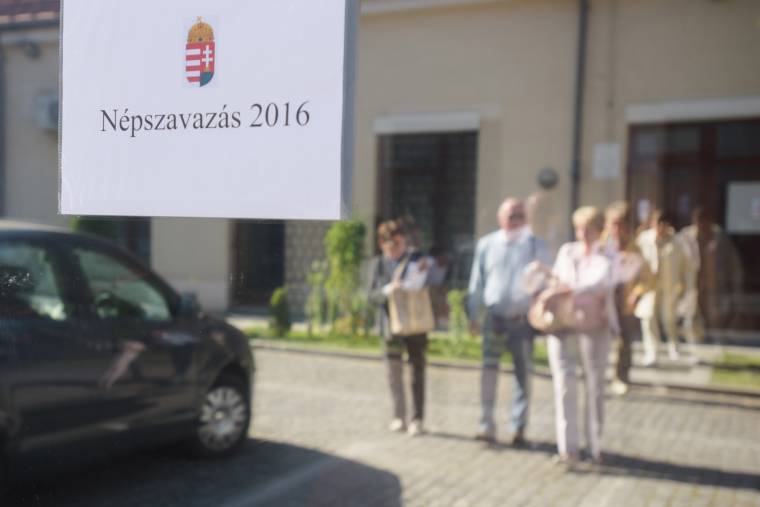 Ellenzi az MSZP és a DK az alkotmánymódosítást