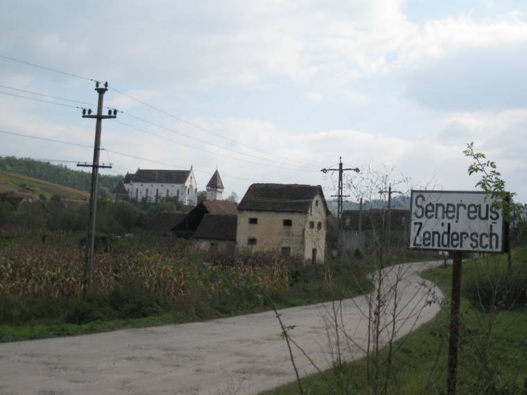 Megmentették a szász temetőt