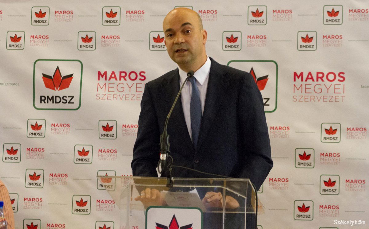 &bullet;  Fotó: Boda L. Gergely