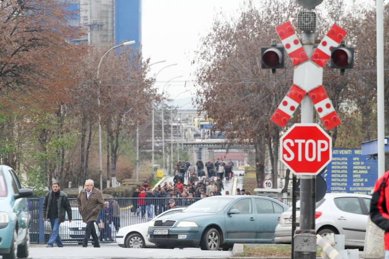 Kinyithatja Pandóra szelencéjét az „Azomureş-nyugdíj”