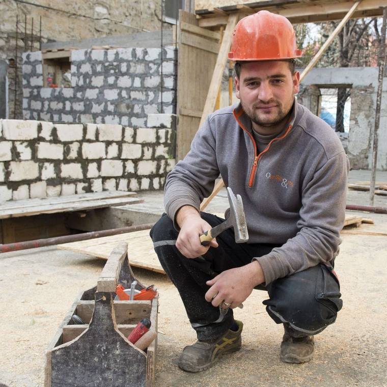 Hazacsábítanák, ösztönöznék a kivándoroltakat