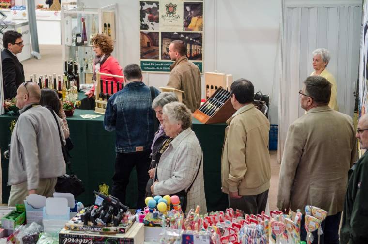 Őszi Vásár lengyel kiállítókkal Székelyudvarhelyen