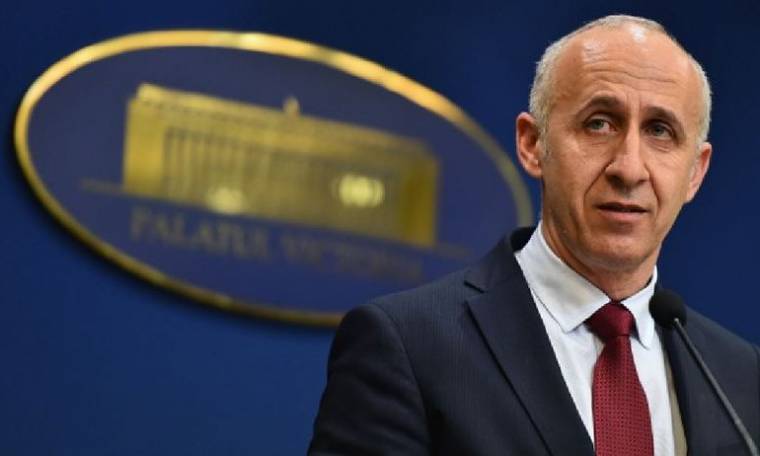 Costescu távozása előtt: luxus vonatozni