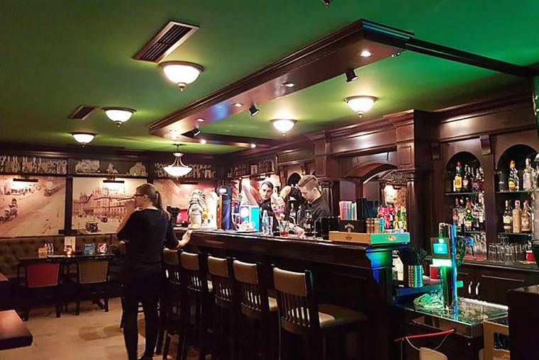 Új adót „szolgálnak fel” a vendéglátósoknak