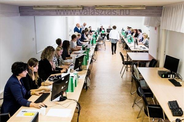 Megkezdte a levélvoksok nyilatkozatainak ellenőrzését az NVI