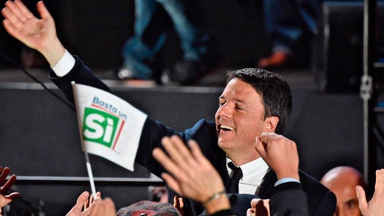 Renzi kormányának sorsa is eldől az itáliai népszavazáson
