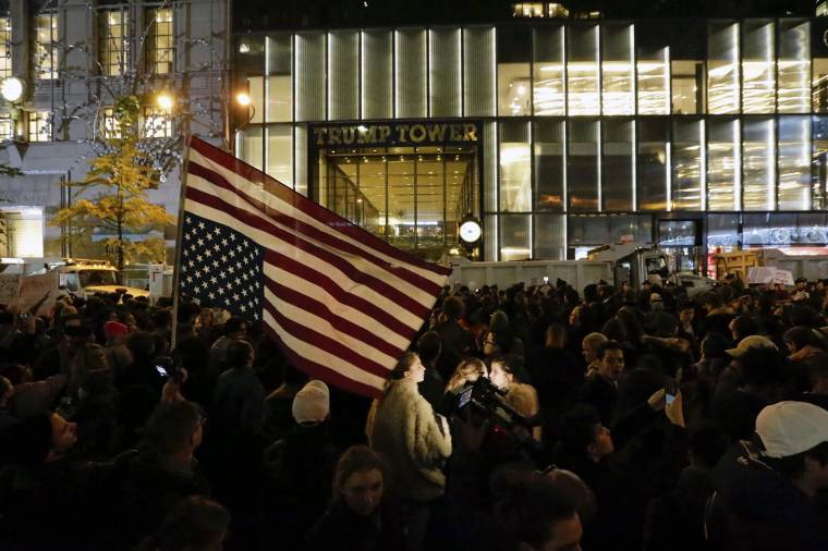 Amerika-szerte tüntettek Trump ellen