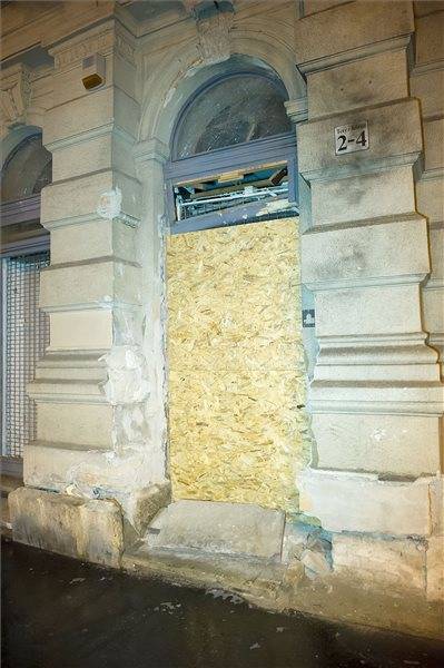 &bullet;  Fotó: MTI