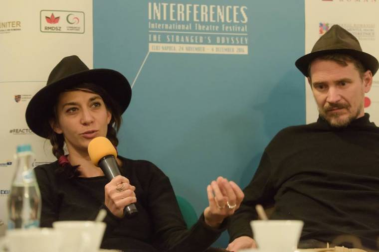 Interferenciák: színházi előadás mint önterápia