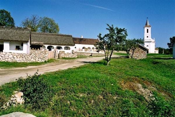 Erdély tájegység épül Szentendrén