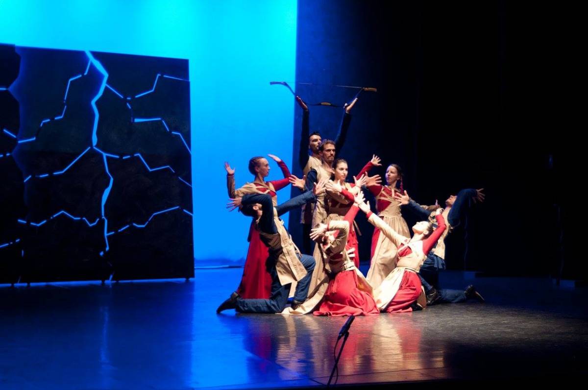 •  Fotó: Udvarhely Néptáncműhely