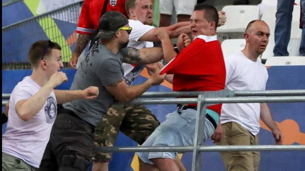 EURO 2016 – Felfüggesztett kizárás az oroszoknak