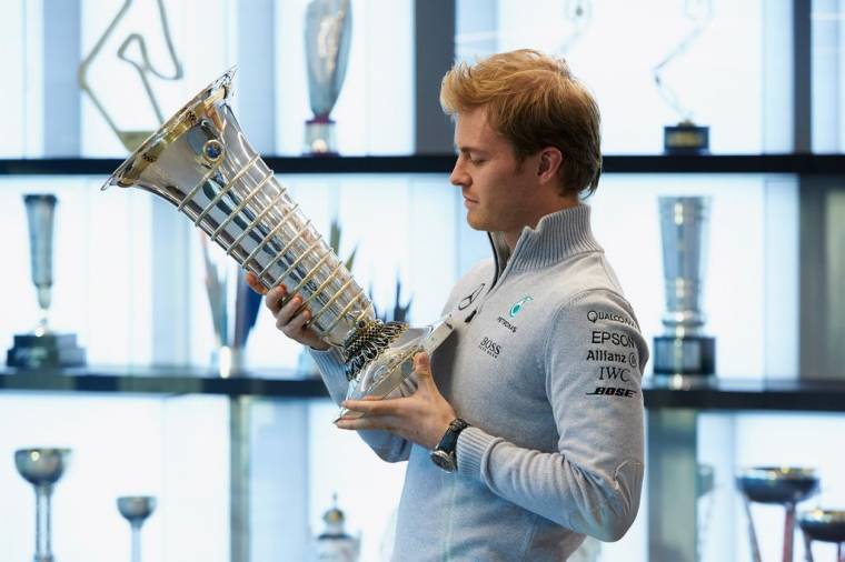 Visszavonul az újdonsült F1-világbajnok Nico Rosberg