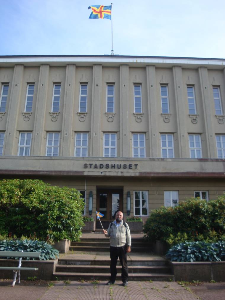 Egy-, két-, többnyelvűség és az aland-szigeteki példa