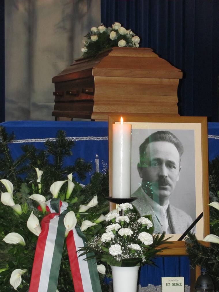 Egy szál virág Nyírő Józsefnek