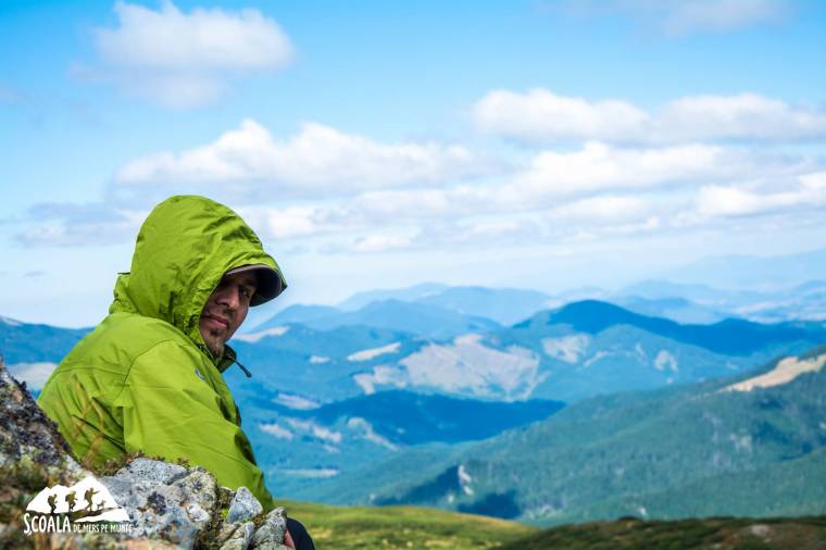 Kolozsvári alpinista jutott fel a 8156 méteres Manaszlura