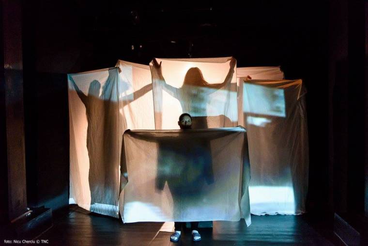 Volt parlamenti képviselő a Kolozsváron fellépő fegyencszínészek között