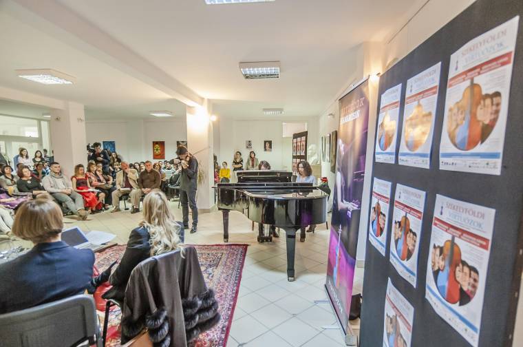 Ismét Erdélyben a Virtuózok