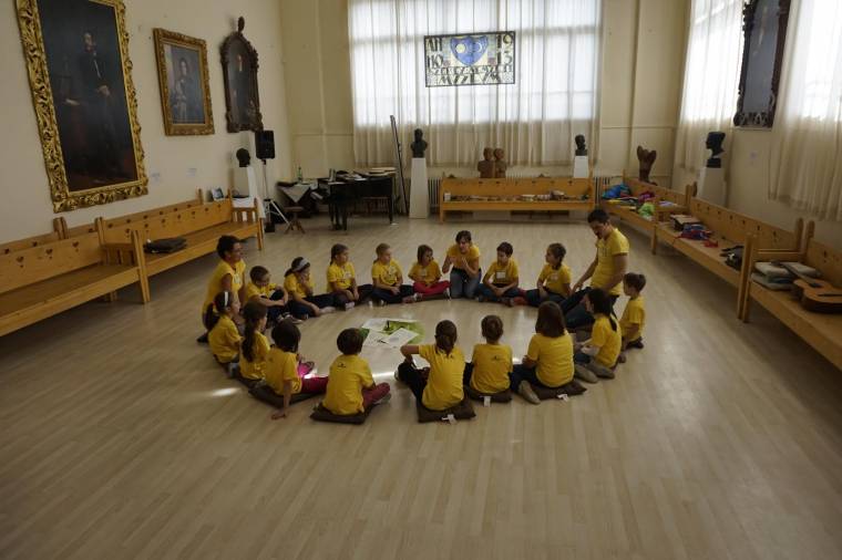 Egy hétig az elvarázsolt zenekastélyban