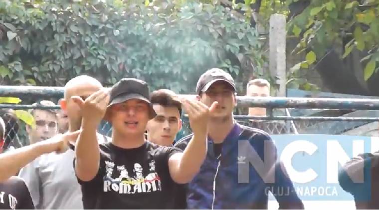 A lakossággal keresteti a rendőrség a kolozsvári román–magyar szurkolói összecsapás főkolomposait