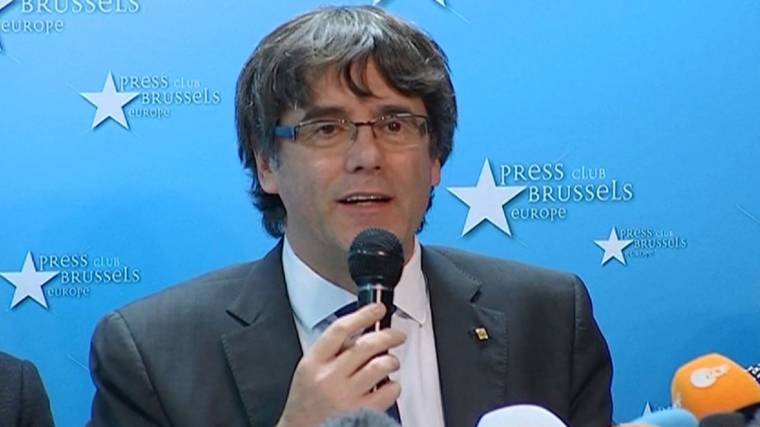 Kiadta a spanyol bíróság az európai elfogatóparancsot Puigdemont volt katalán elnök ellen