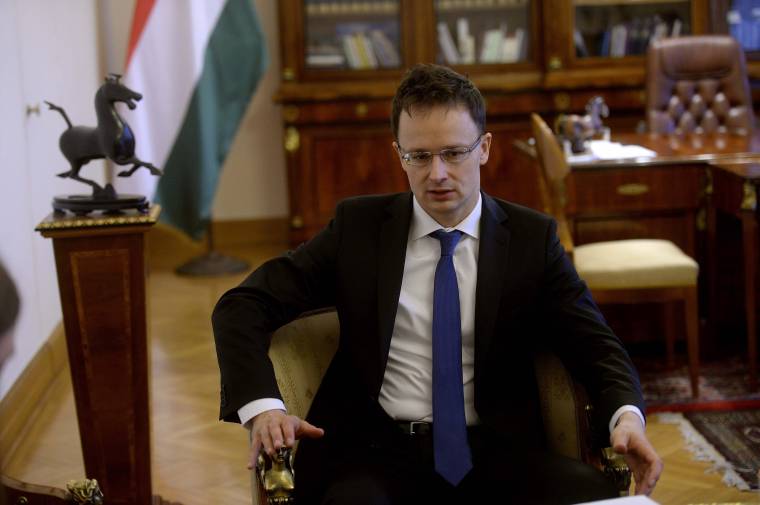 Szijjártó Péter a Krónikának: előtérben a patrióta külpolitika, nem szabad szívbajosnak lenni
