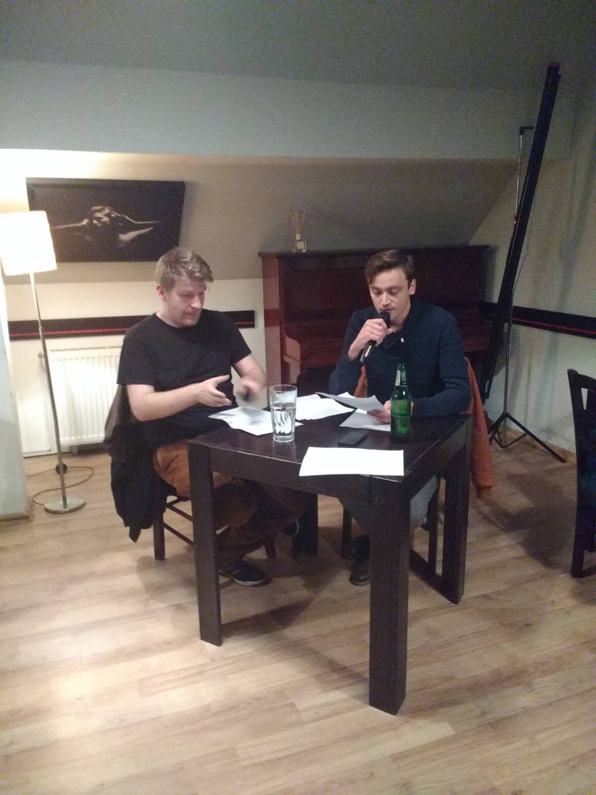 André Ferenc és Varga László Edgár, az est meghívottja •  Fotó: Fodor Enikő
