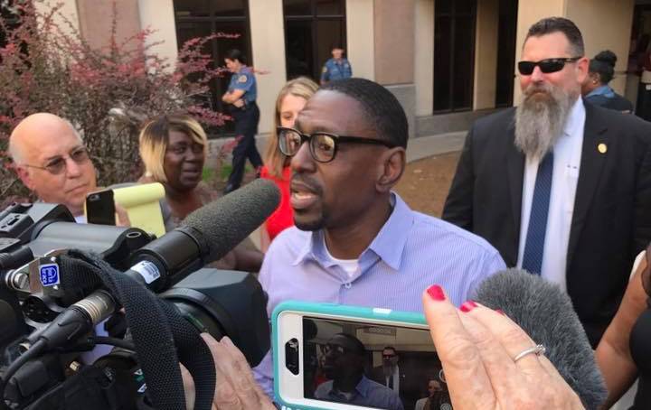 &bullet;  Fotó: KCTV5.com