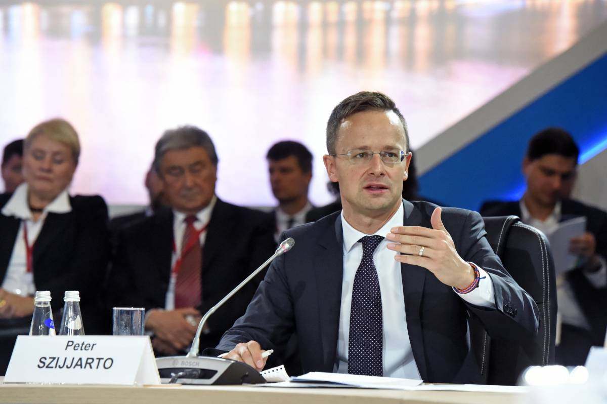 Szijjártó Péter: a magyar külpolitika a magyar érdeket képviseli •  Fotó: MTI