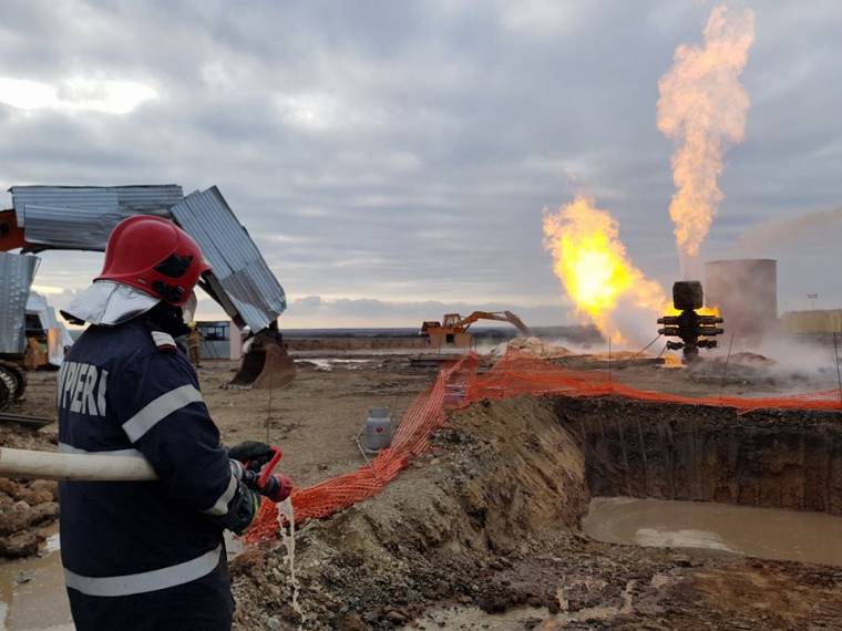 Befejeződött a tűzoltás a nagymajtényi gázkútnál