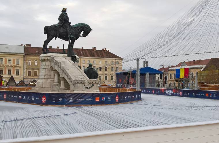 Ünnepi fények, felemás hangulat az erdélyi városokban