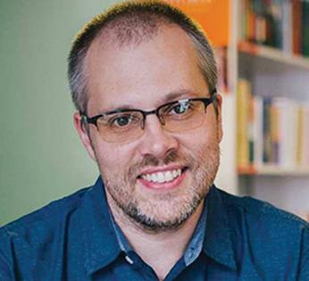 Zágoni Balázs szerkesztő 