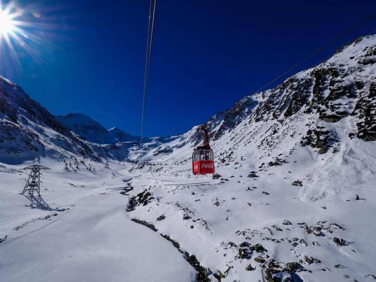 Meghibásodott a felvonó a Bâlea-tónál – helikopter szállított kórházba egy sérültet