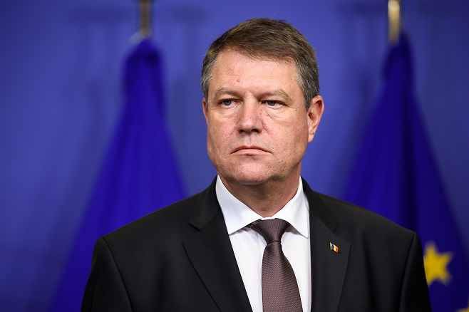 Négy elnöki év a kormány ellenében – Klaus Johannis inkább munkahelynek, mint egésznapos elfoglaltságnak tekinti az államfőséget