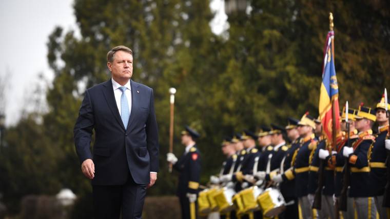 Johannis: Románia teljesíti NATO-vállalásait