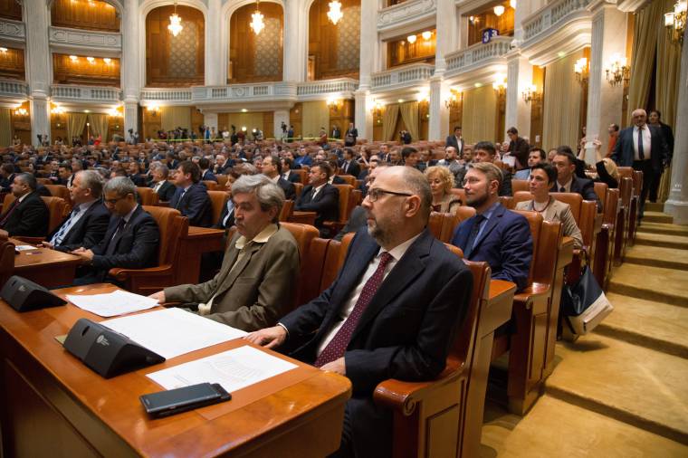 Több lehetőségük nyílhat a román hatóságoknak nemzetbiztonsági veszélyforrásként tekinteni a magyarokra?