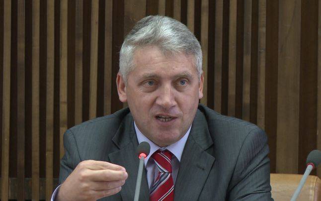 Bukarest nem hagyja magát: Ţuţuianu felesel az orosz medvével