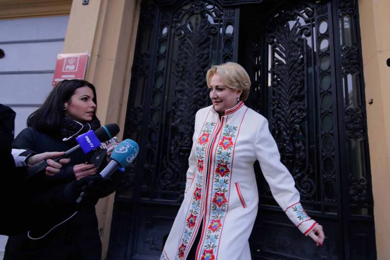 Dăncilă: a románok érdekeit szolgáló kormányprogram megvalósítása a fontos a centenárium évében