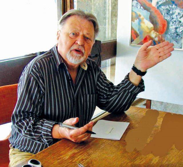Paulovics László grafikus, festő, színházi divattervező munkáit a Bánffy-palotában állítják ki •  Fotó: A Kolozsvári Magyar Napok Facebook-oldala