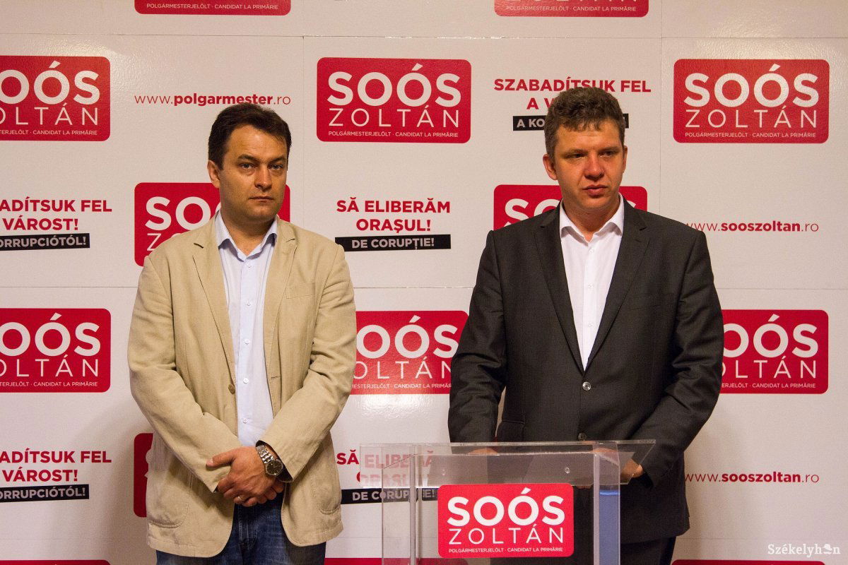 Portik Vilmos (balra) és Soós Zoltán a tavalyi választási kampányban •  Fotó: Boda L. Gergely